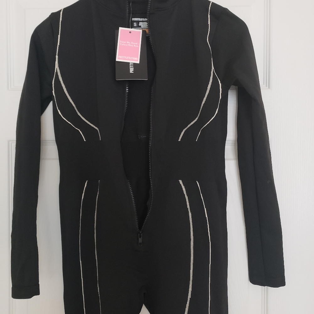 Prettylittlething black bodysuit, NWT